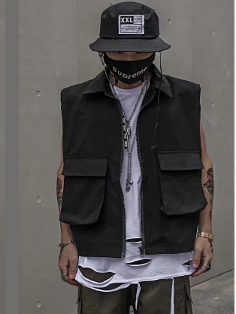 

Men's Tooling Function Wind Vest Spring And Autumn New Dark Lapel I Port Wind Thin Pocket Design Fashionable Personality Vest