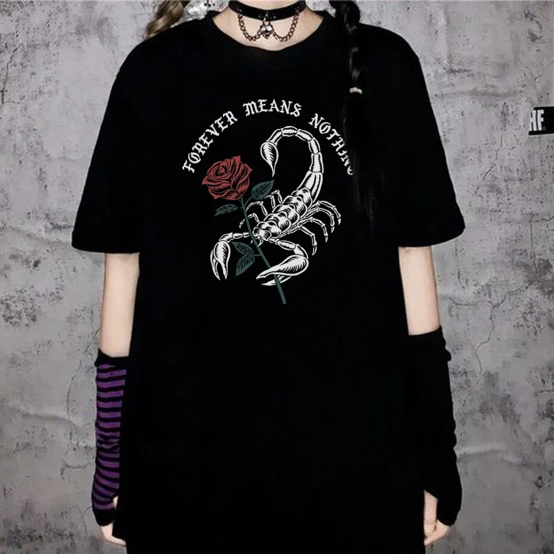 

Scorpion Rose Print Gothic Oversized T Shirt Punk Streetwear Graphic Tees Women Grunge Aesthetic T-shirts Goth Top Clothing