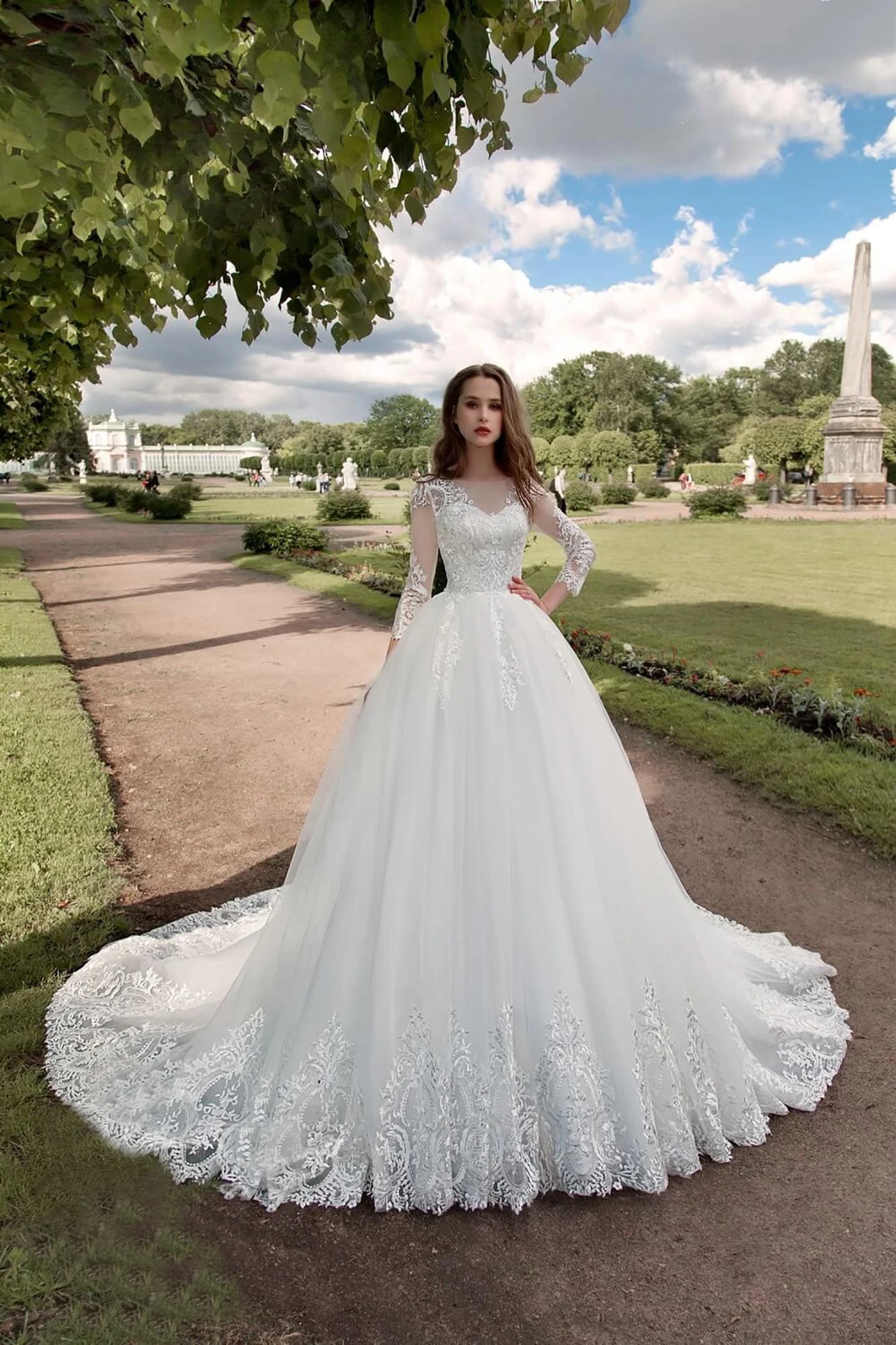 Vestidos de novia de manga larga y cuello redondo, apliques de encaje con botones y cordones, cola de cola A, para boda, 2020