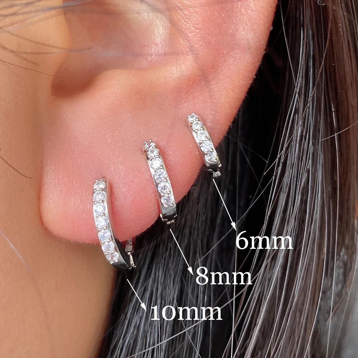 Rainbow CZ Huggies Hoop Earrings Girl Tiny Rings Cartilage Small Helix Piercing Tragus Conch Earlobe Circle Men Hoops Arete