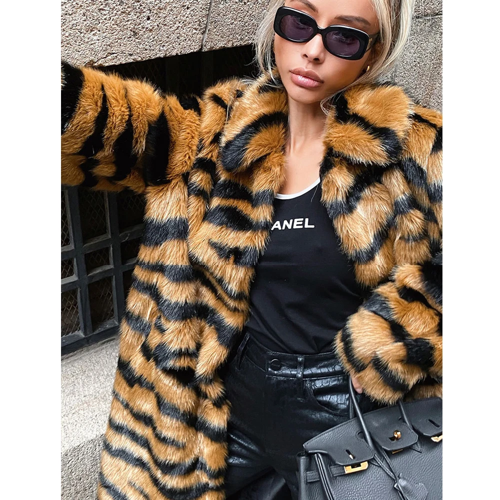 Winter New Womens High Quality Faux Fur Coat Luxury Long Fur Coat Loose Fahion Lapel OverCoat Thick Warm Tiger Print Plush Coats