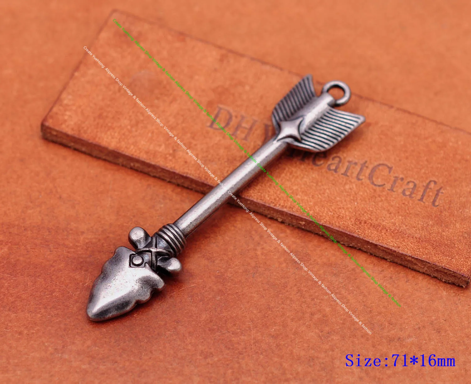 5pcs 71*16mm Long Vintage Silver Southeast Indian Ancient Arrow Leathercraft Necklace Chock Keyring Wallet Chain Pendant Decor