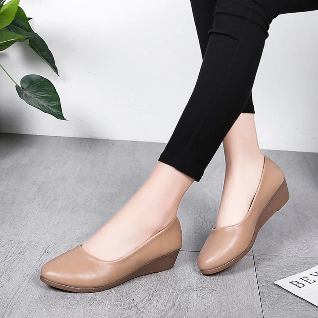 2021 Fashion Women Shoes Woman Flats high quality suede slip-on shoes Round toe Rubber Women Flat Shoes Ballet plus size Cozy