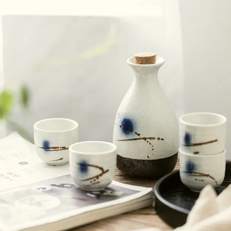 Japanese Style Sake Ceramic Wine Set Sake White Wine Jug small Cellar Home Jug Water Cup Set Drinkware