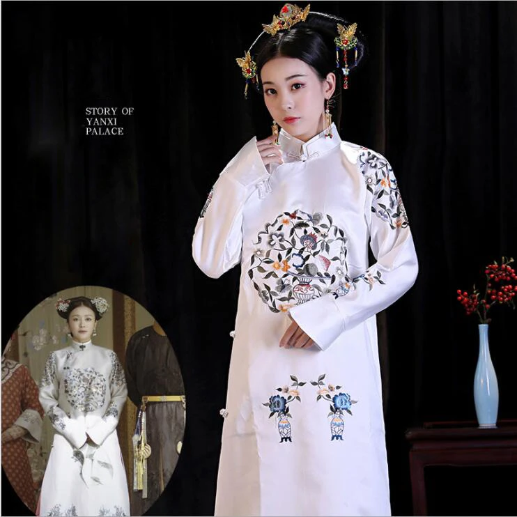 

Ancient China Qing Dynasty Manchu Princess costumes Chinese TV play same item clothing Qing Dynasty Queens Manchu Long Robe