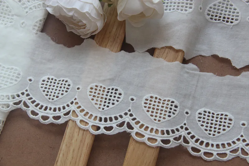 1 Yard Width:4cm Hollow Grid Heart Embroidery Trimming Laces Cotton Fabric Lace for Apparel/Curtain Sewing Accessories(SS-2465)