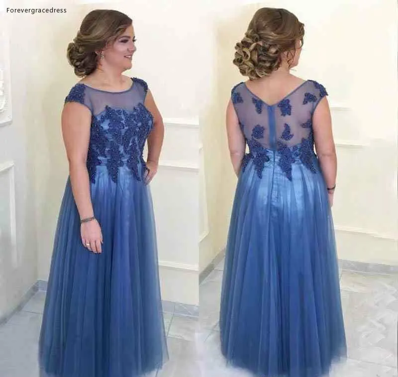 2019 Elegant Blue Illusion Moeder van de Bruid Jurken Formele Godmother Vrouwen Dragen Avond Wedding Party Gasten Gown Plus Size