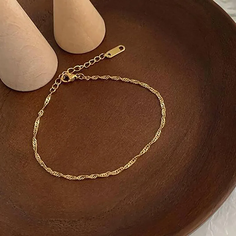 18k ouro chapeado jóias para meninas casal pulseiras de aço inoxidável onda de água torcida brilhante correntes pulseiras femininas na mão