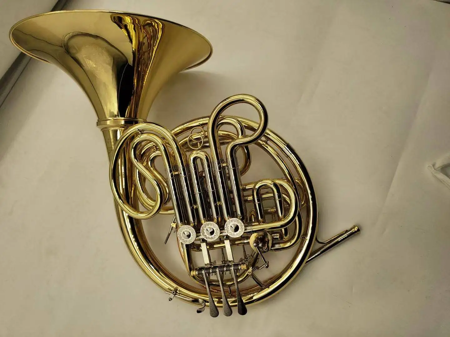 Brand New French horn B/f 4 key Gold Double Row Brass Body Professional musical instrument with Case Free Shipping