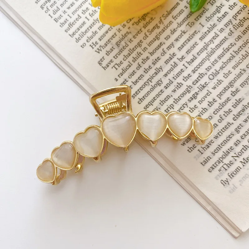 2022 Korea New Women Luxury Vintage Hairpins Accessories Simple Cat\'s Eye Stone Alloy Crab hair Claw clips For Girls Headdress