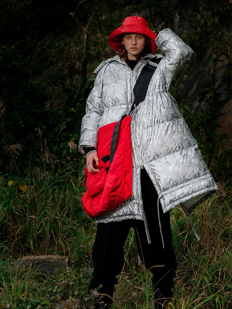 

Design Winter 11.11Original Women Brief Thick Warm Casual Oversized Long Down Jacket Silver Shining Puffer Coat Clothes