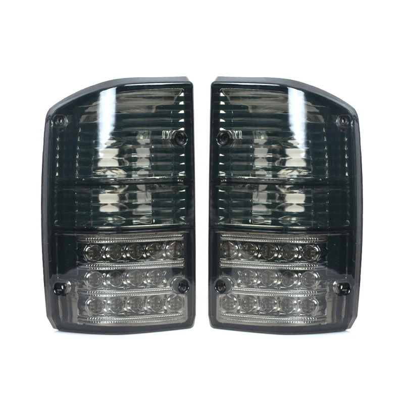 Car Rear Tail Light Brake Lamp 26555-05J00 26550-05J00 For Nissan Patrol GQ 1988 1988-1997 Series 1 2 - Image 2