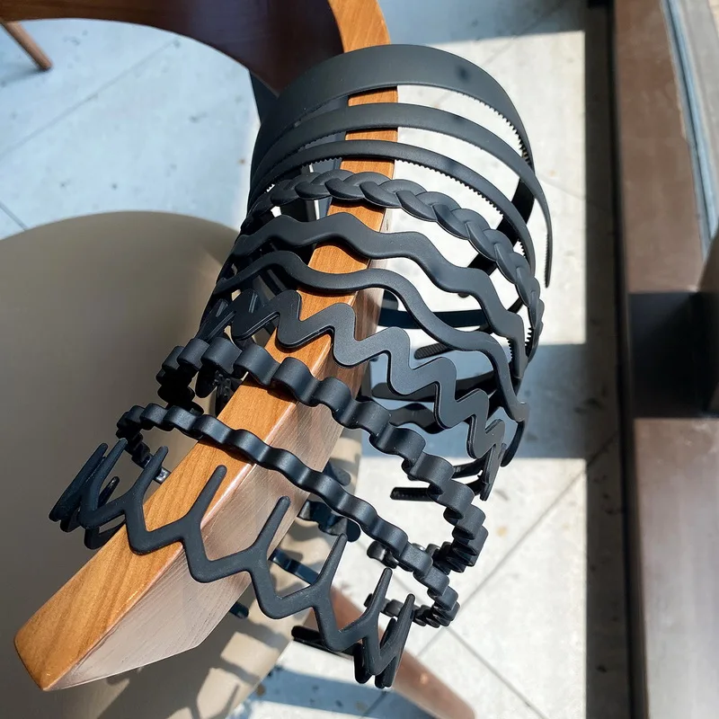 

Fashion Black Frosted Waved Toothed Headband Hair Clip Men Women Unisex Hair Band 1Pcs Casual Adult Sports Headwear