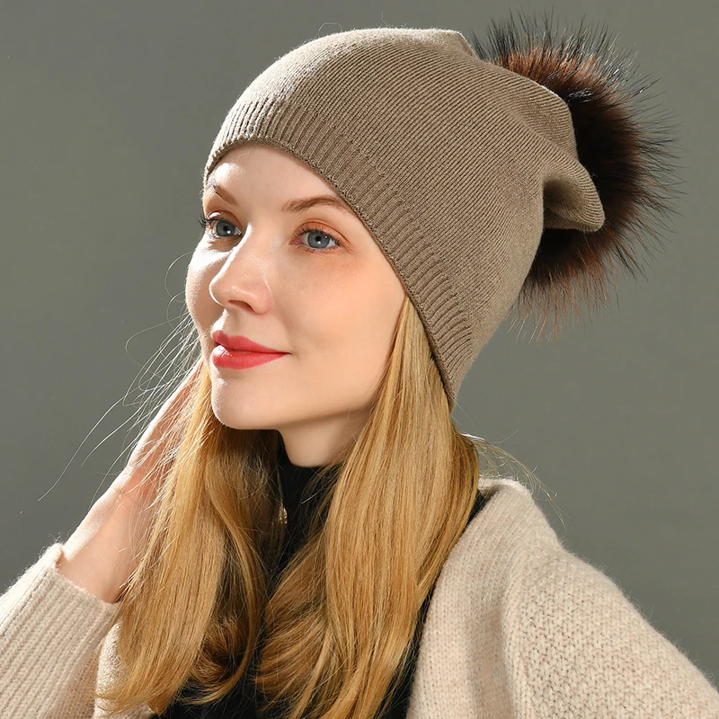 Commercio all\'ingrosso Reale Pelliccia di Procione Pom Pom Cappello Lavorato A Maglia Delle Donne Berretti Cashmere Cappello di Inverno Femminile