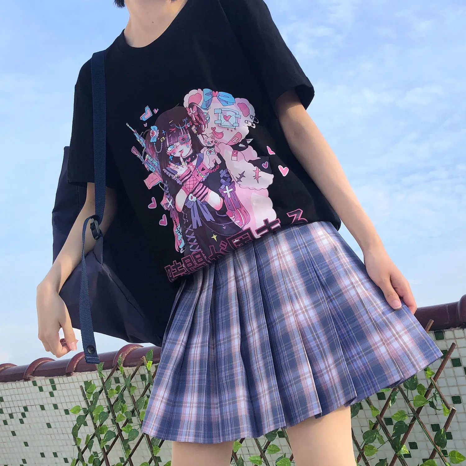 top Women T-shirt Korea cute Anime printing casual Harajuku black Gothic round neck short sleeve T-shirt summer new kawaii women