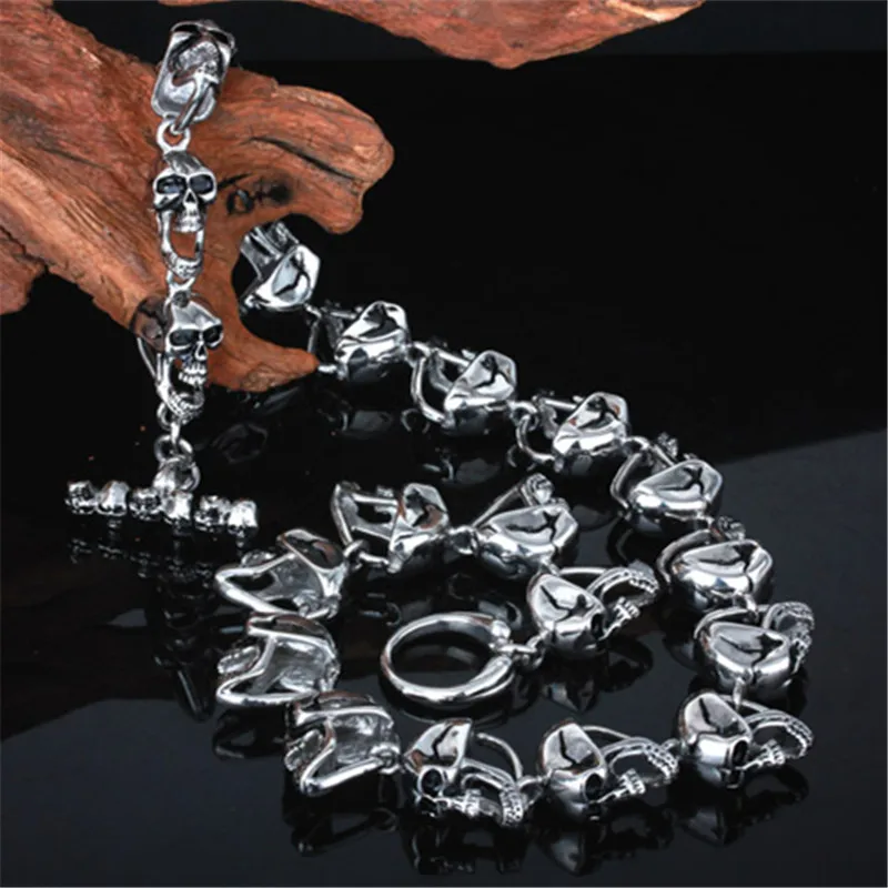 

Personality skull necklace Punk skull titanium steel jewelry and fashion