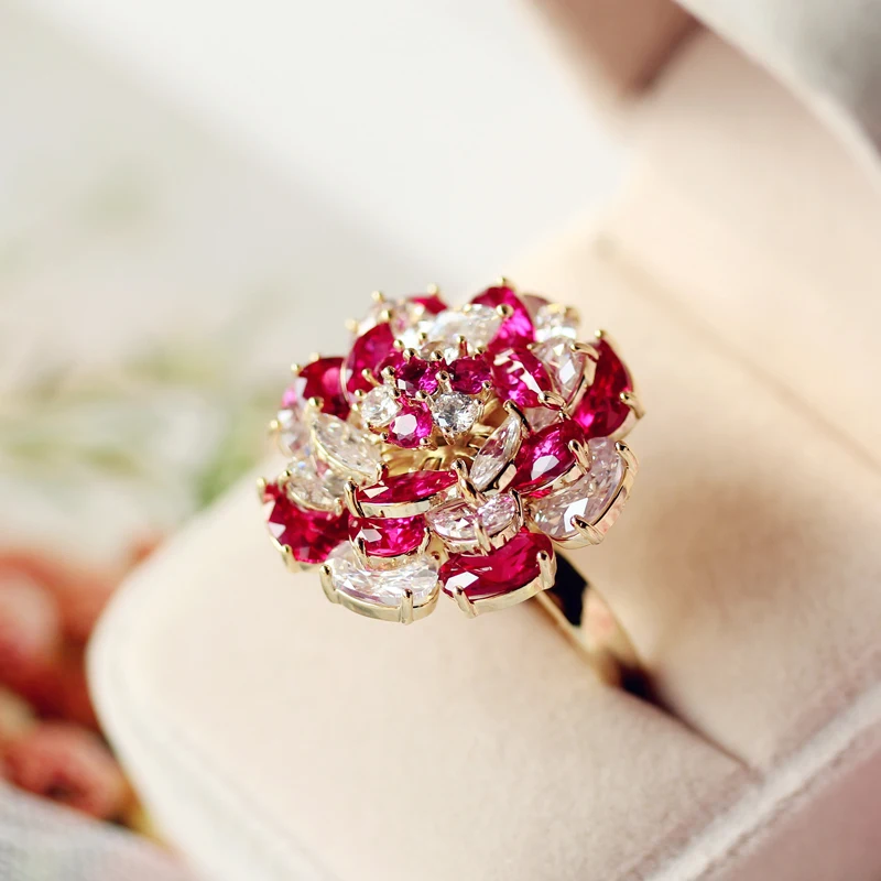 Fashion Big rotatable flower Resizable Rings Rose Red and White Stone Alternating wedding Party Jewelry For Women Accessories