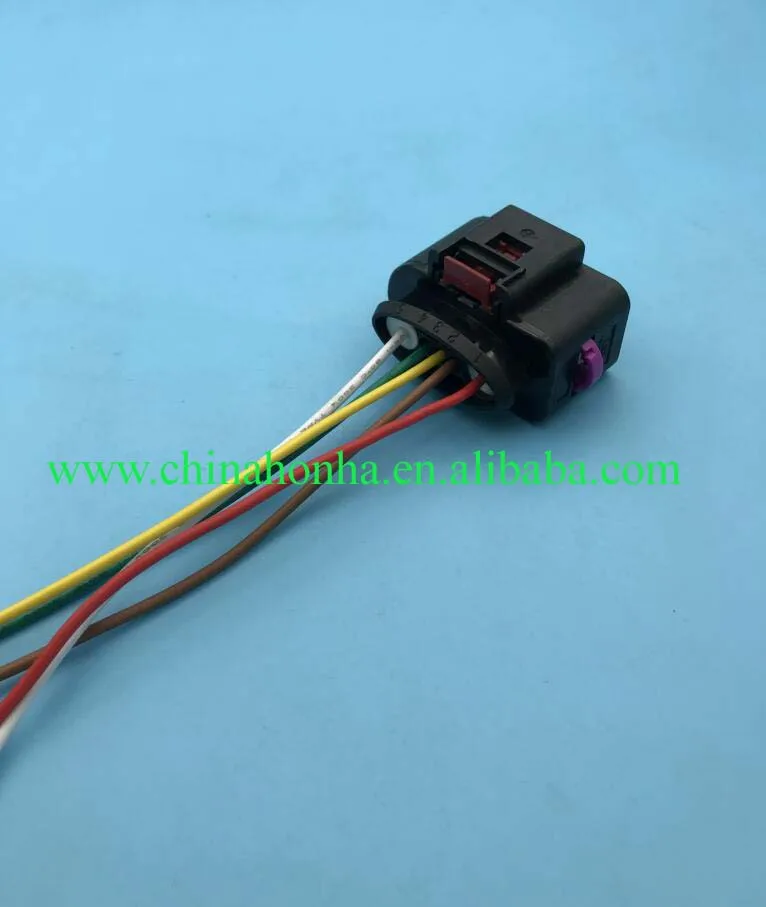 5pin hybrid 1.5mm 6.3mm auto female housing plug Plug of Fuel Pump Control Module1K0919231