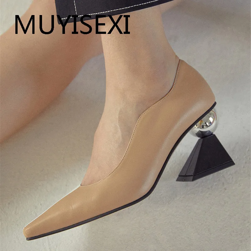 Fashion 7cm high unique design heel women brand pumps solid color pointed toe runway model show concise cozy shoe HL296 MUYISEXI