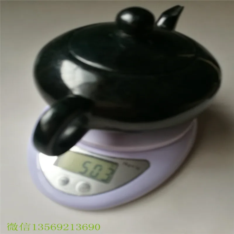 China 100% Natural Black Jade Hand-Carved Cup Statues China Jade Carved Jade Teapot tTapot