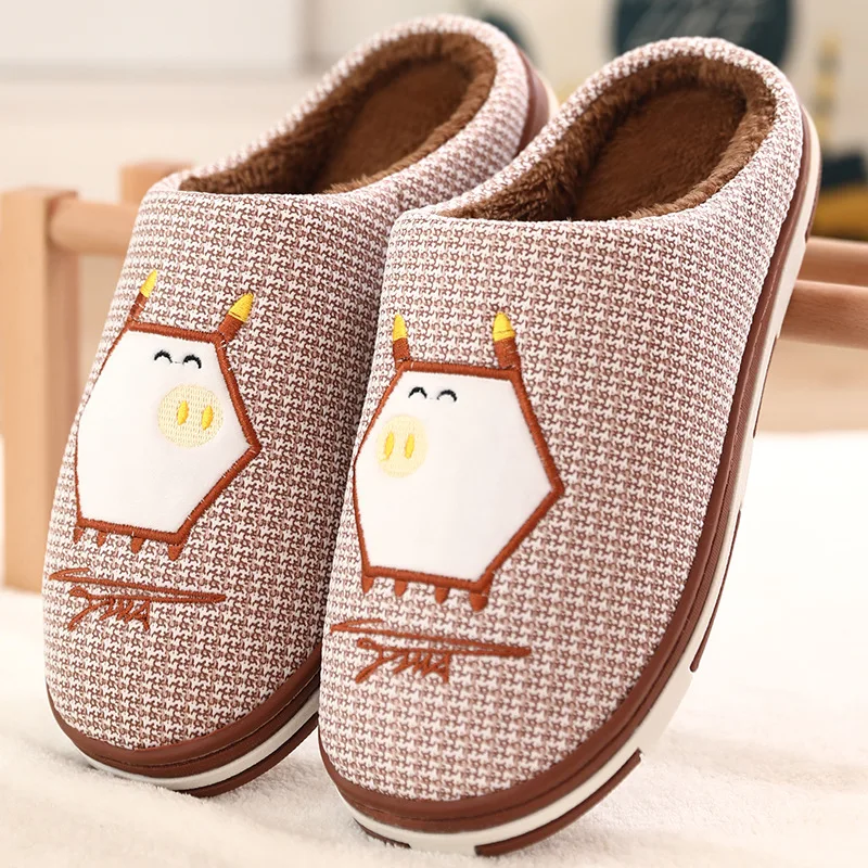 Cotton Slippers Men's Winter Home Fabric Slippers Ladies Couples Warmth and Non-slip Cute Thick Plush Indoor   Explosive Shoes