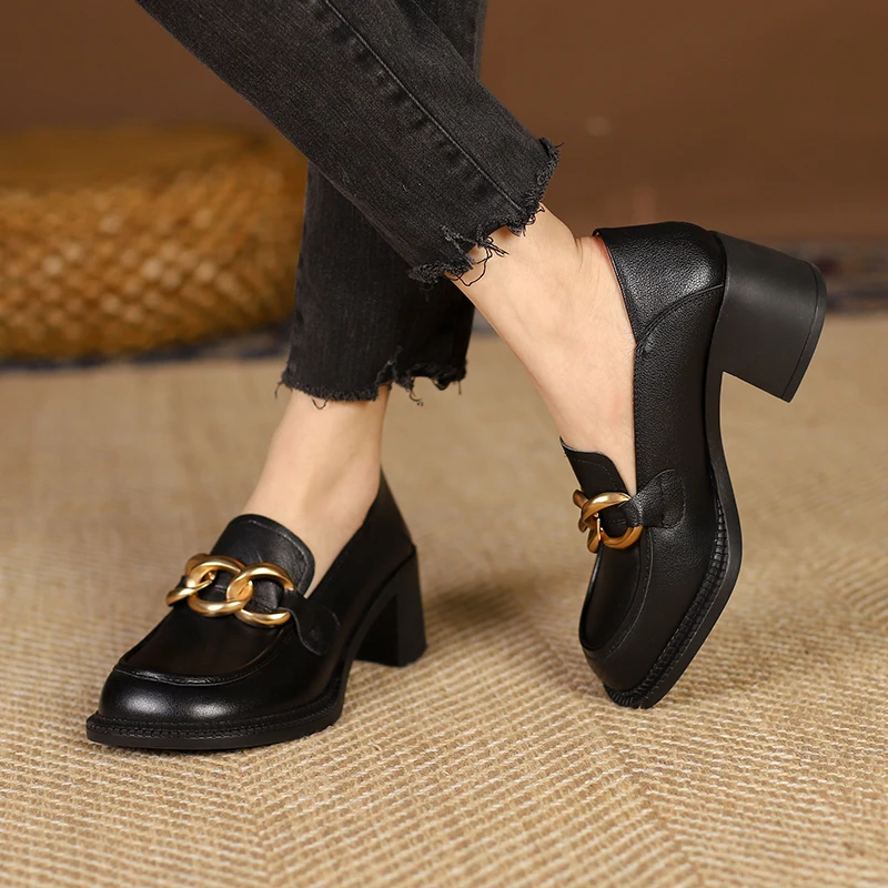 2022 new Women\'s pumps Natural Leather plus size 22-25cm Cowhide upper full leather Metal chain Loafers shoes Lazy shoes