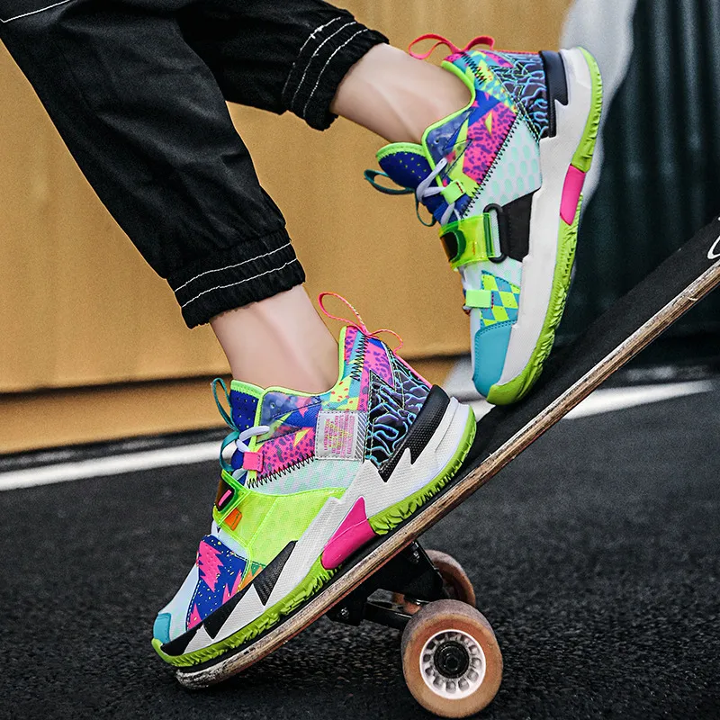 New Fashion Designer Colorful Mens Running Shoes Printed High Top Cool Sports Shoes Men Platform Street Sneakers Comfort Unisex