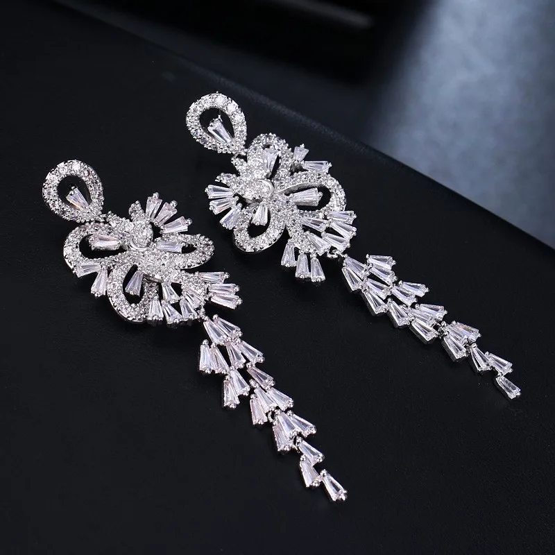 Ekopdee Luxury Charm Bridal Jewelry Dangle Wedding Long Earring Drop Cubic Zirconia Earrings Bling CZ Fashion Earrings 2021 INS