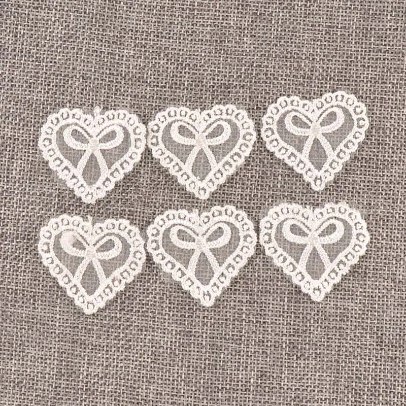 30Pcs Heart Pattern White Lace Fabric Applique Mesh Trim For Garment Accessories Sew On DIY Handmade Wedding Decoration c1728