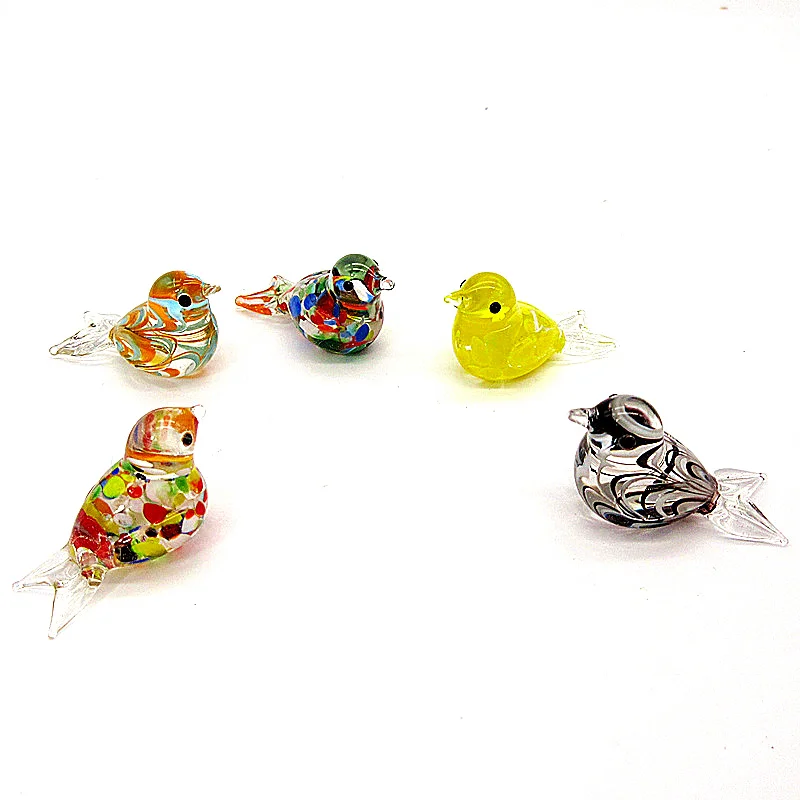 Custom Handmade Mini Thumb Size Design Glass Bird Figurine Easter Colorful Lovely Animal Ornaments Home Garden Decor Accessories