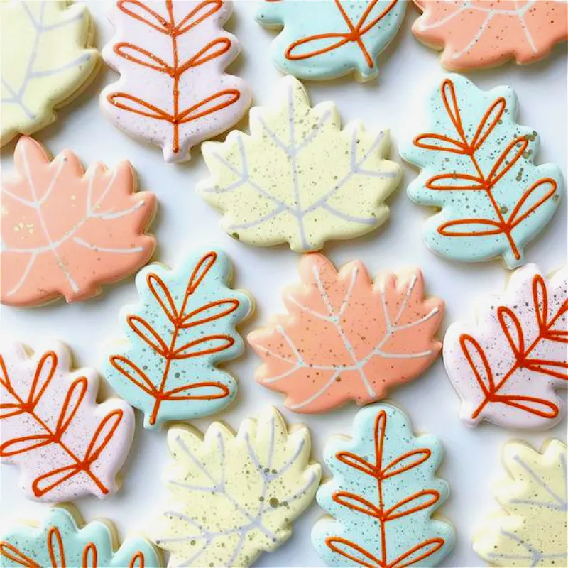 KENIAO Autumn Oak Leaf Cookie Cutter for Thanksgiving - 5 X 10 CM - Fall Biscuit Fondant Bread Sandwich Mold - Stainless Steel