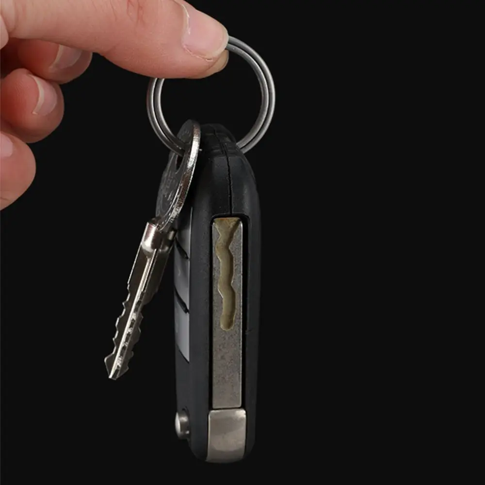 Llaveros de aleación de titanio duraderos, llaveros superligeros, hebilla al aire libre, llavero de coche DIY, anillos colgantes para regalo