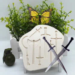 Sword Axe Silicone Resin Mold DIY Pastry Cake Fondant Moulds Dessert Chocolate Lace Decoration Supplies Kitchen Baking Tool