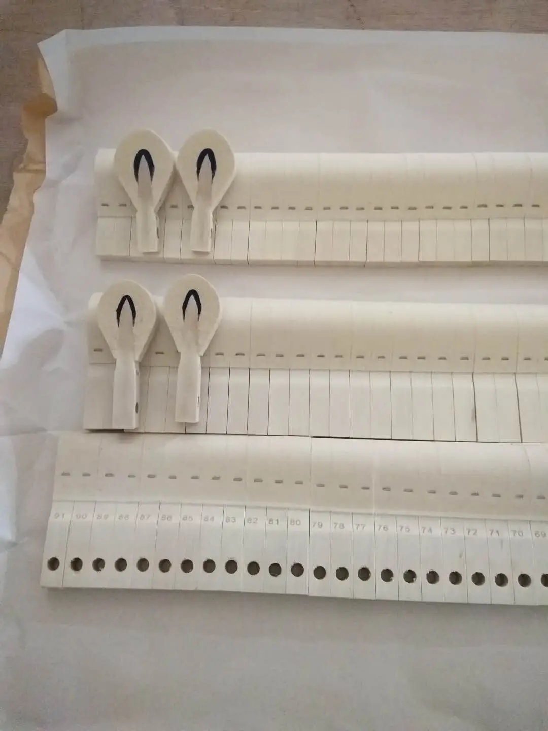 木製の直立ピアノハンマー1セット日本のドイツから輸入したハンマー日本のピアノアクセサリー家庭用青白