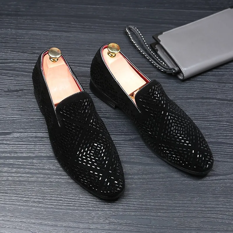 

Men loafers Black Diamond Rhinestones Spikes men shoes Rivets Casual Flats sneakers wholesale b81