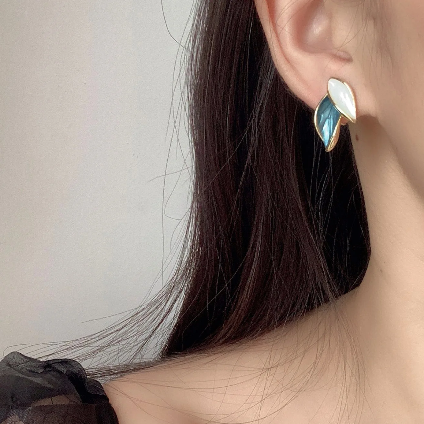 Simple Leaf Mosquito Coil Ear Clip New All-match Small And Non-pierced Earrings For Women Hot Sale