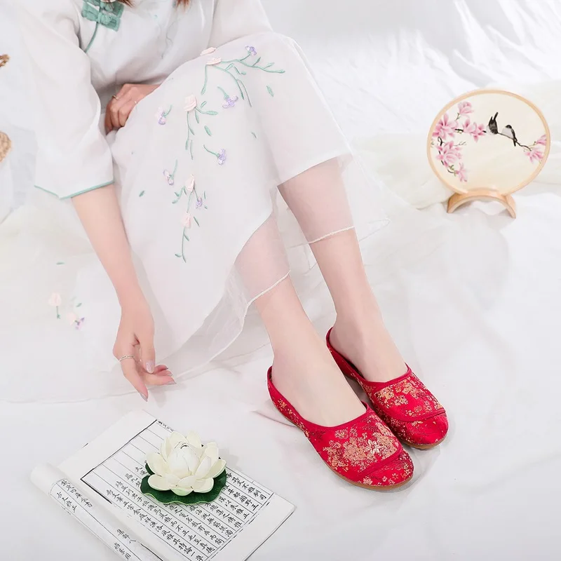 Veowalk الكتان عادية اليدوية الصينية المطرزة النساء البغال النعال الصيف مريحة السيدات القديمة بكين الشرائح المسطحة الأحذية