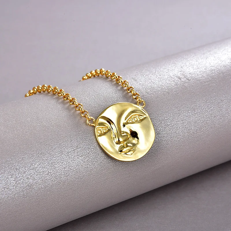 

2021 Fashion Retro Luxury Simple High-End Design Personality Funny Face Round Face S925 Silver Necklace 18k Gold Plated