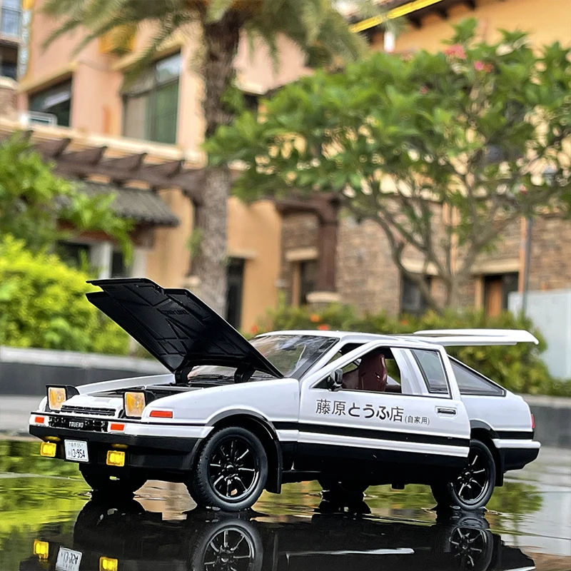 1:20 Movie Car INITIAL D AE86 Alloy Car Model Diecast & Toy Vehicles Metal Car Model Simulation Sound Light Kids Toy Gift