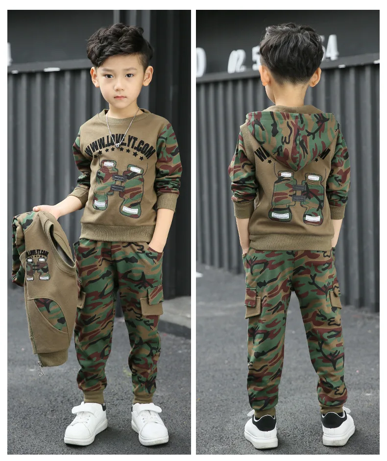 2025 ボーイズ迷彩服セット 3 個ティーンキッズフード付きジャケット T