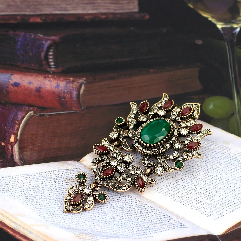 Sunspicems Vintage Bohemia Flower Brooch Crytal Turkish Women Brooch Retro Gold Color Resin Indian Bride Wedding Jewelry Gift