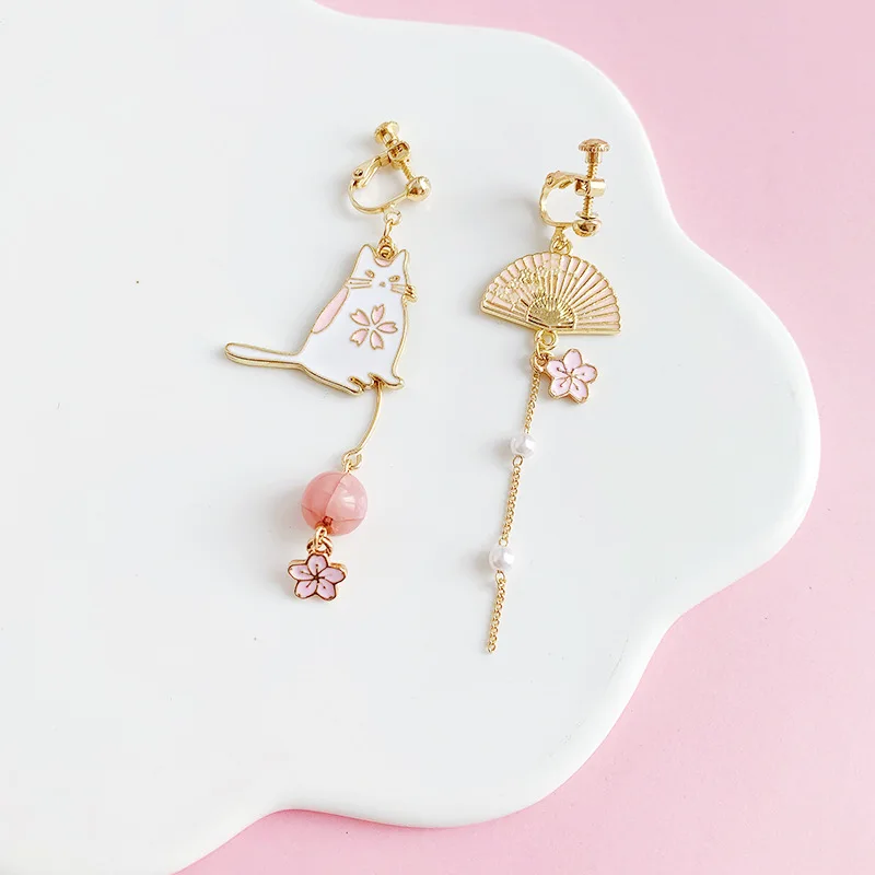 Asymmetrical Imitation Pearls Pink Skura Flower Earrings Fan Funny Cute Cat Clip on Earrings Without No Piercing for Women Girl