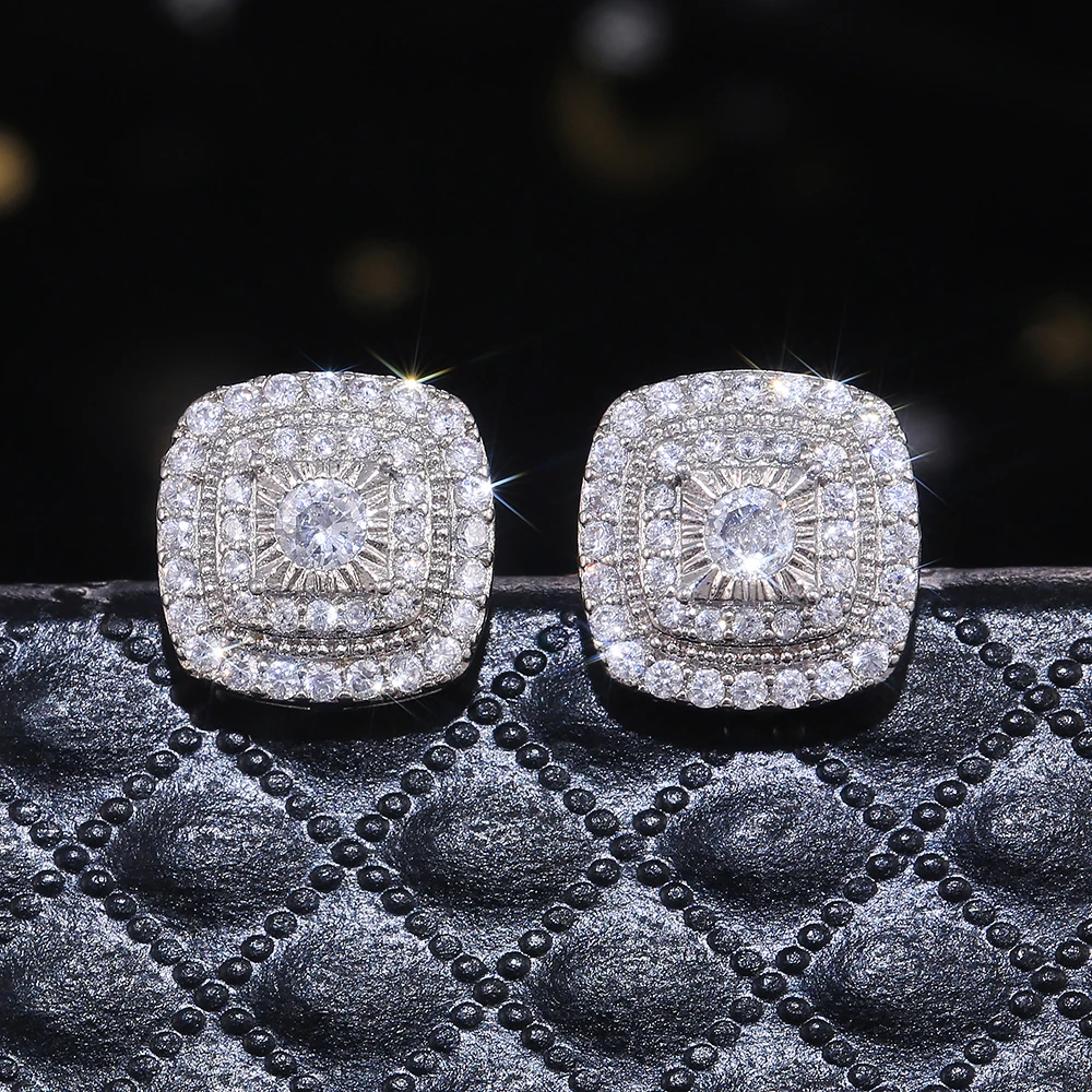 Huitan Luxury Crystal Zircon Women Stud Earrings Silver Color Shiny CZ Accessories Daily Wear Delicate Girl Gift Fashion Jewelry