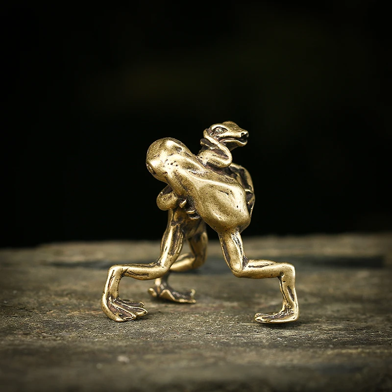Antique Pure Copper Solid Frogs Wrestling Tea Pet Statue Brass Animal Table Ornament Accessories Home Decoration for Living Room