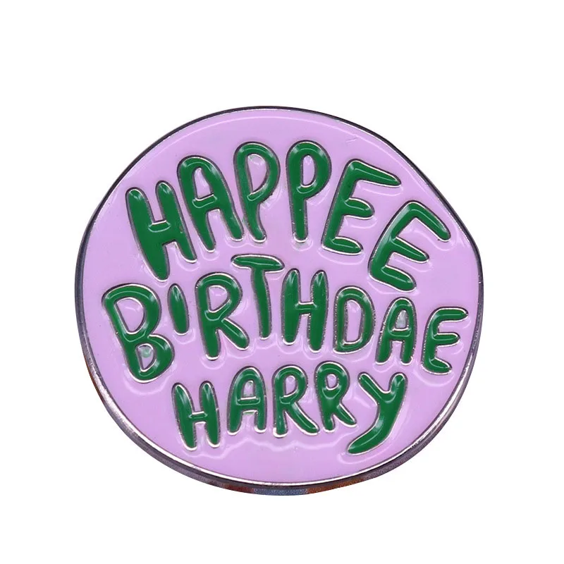 Happee broche de pastel de Harry para cumpleaños, Pin esmaltado, colección de fanáticos de la escuela mágica, insignia de solapa, regalos