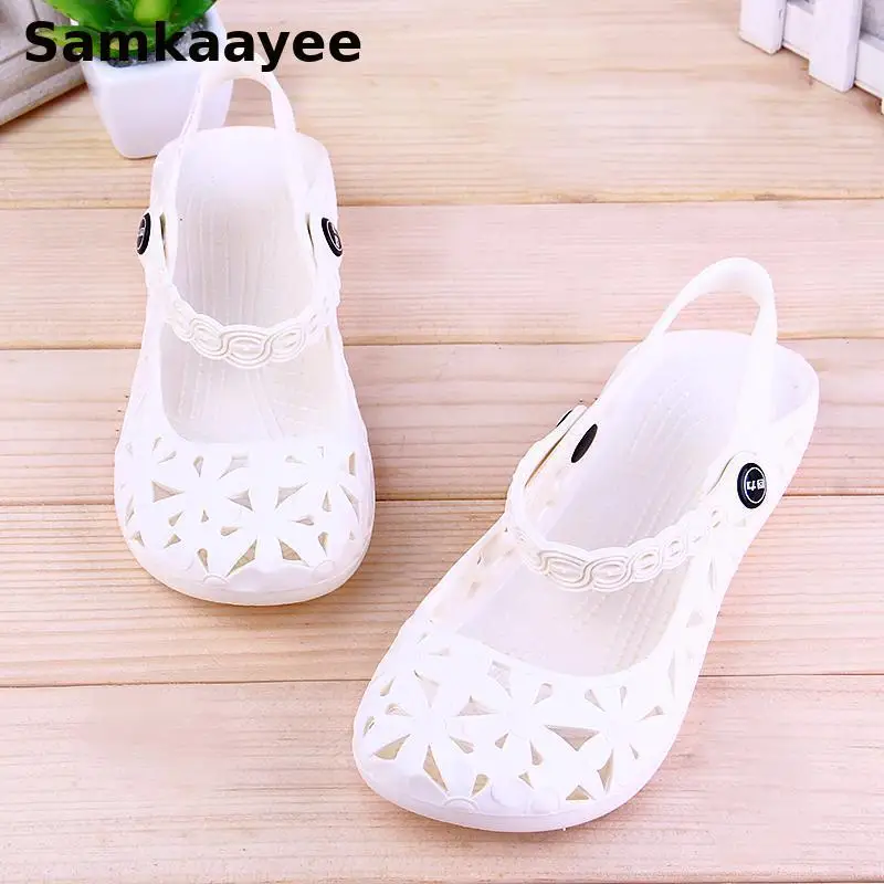 

Size 36-40 Womens Sandals Summer Female Garden Shoes Slip-On Clogs Solid Hollow Flats Soft Bottom Breathable Jelly Zapatos y14