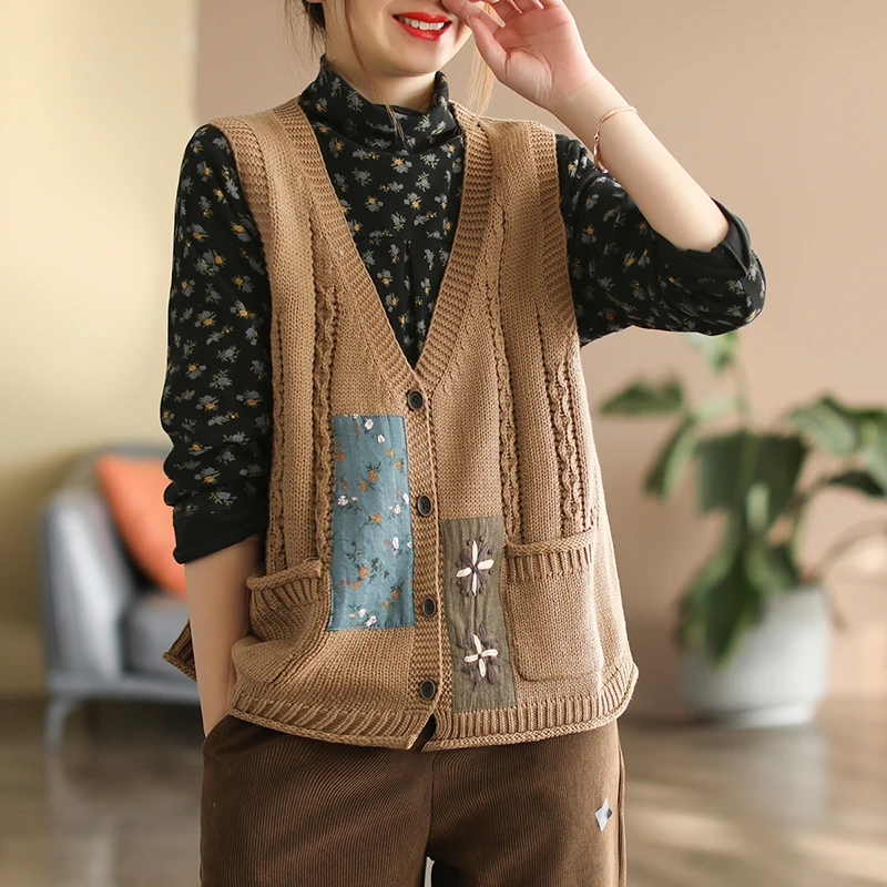 Max LuLu Women Vintage Casual Sweater Vest New 2022 Spring British Style Floral V-Neck Design Sleeveless Coat Elegant Waistcoats