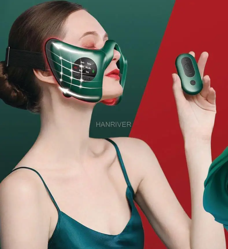 Facial massager lifts and tightens the thin masseter muscle lines on the face of V