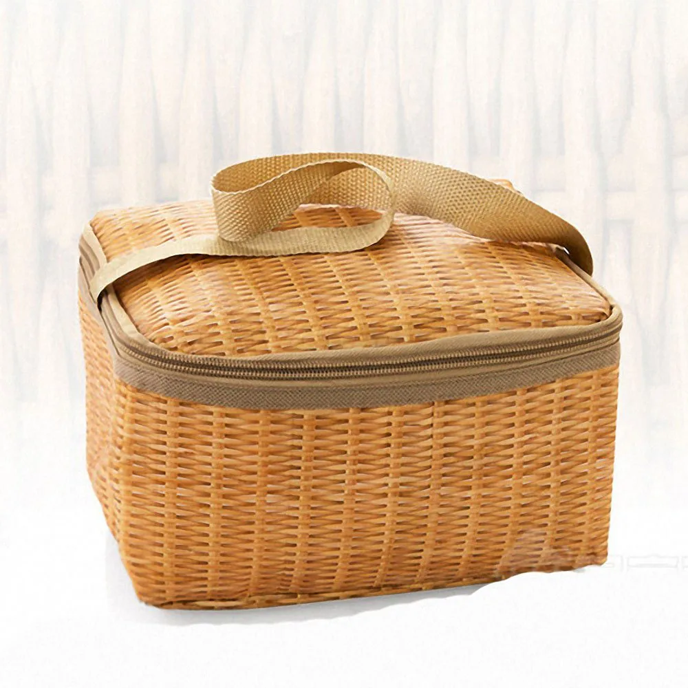 Portable Wicker Rattan Outdoor Picnic Bag Waterproof Tableware Insulated Thermal Cooler Food Container Basket for Camping Picnic