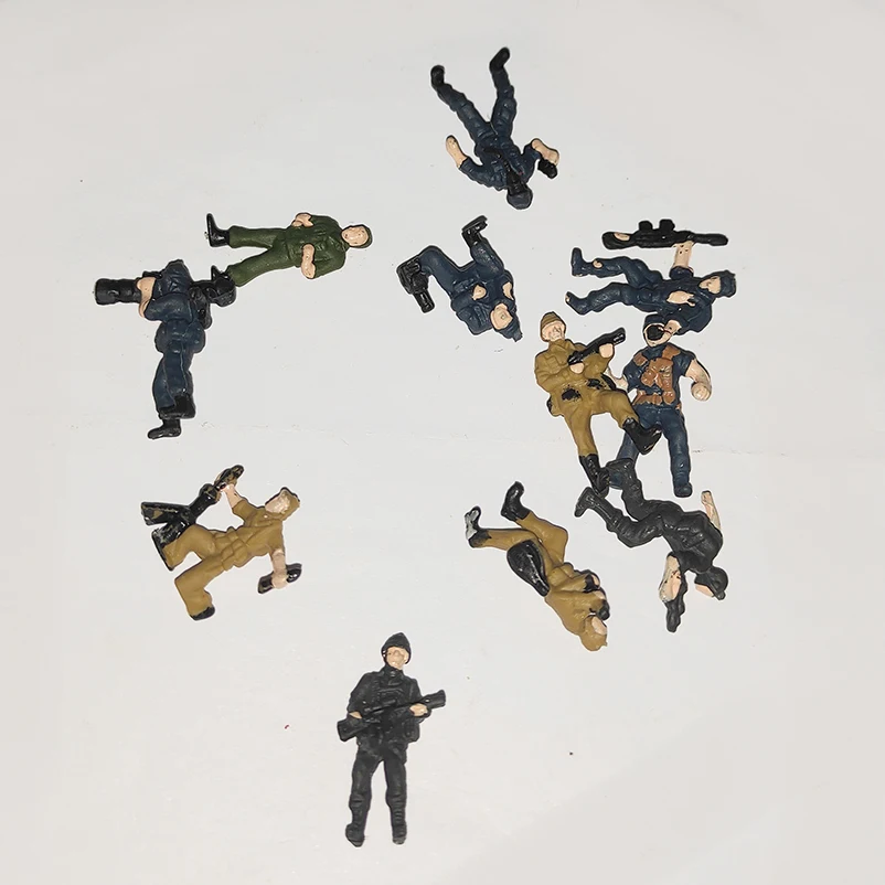 11Pcs 1/87 Ho scale Soldier model Figures for Military sand table DIY Materials Special Corps Landscape Train railway Layout